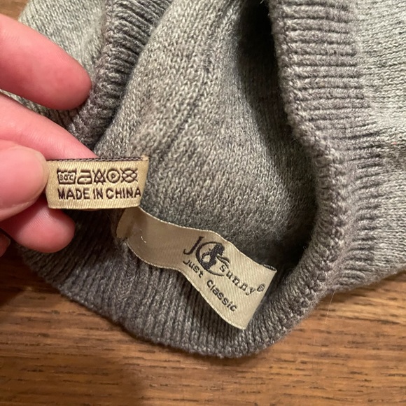 Women’s hat - Picture 2 of 4